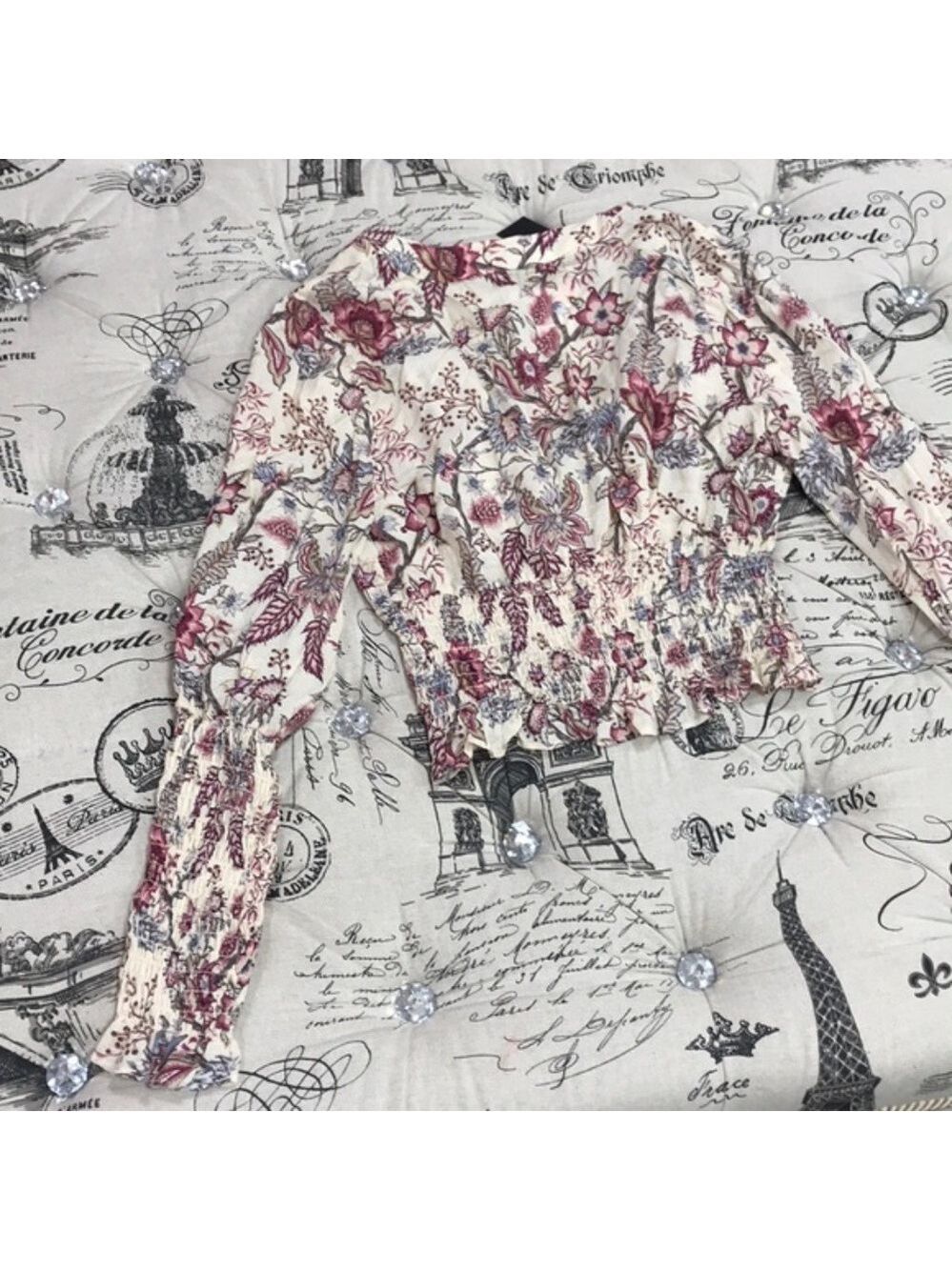BCBGMAXAZRIA Floral-Print Flounce Blouse - Picture 7 of 8